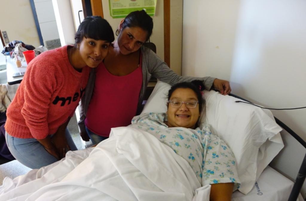 Una joven pareja de Tolosa tuvo trillizos y ahora aguarda por la solidaridad platense