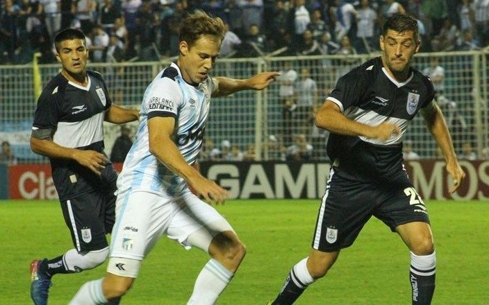 Historial entre Gimnasia y Atlético Tucumán