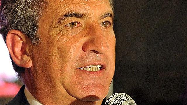 Uribarri, otro gobernador peronista investigado por malversación de fondos