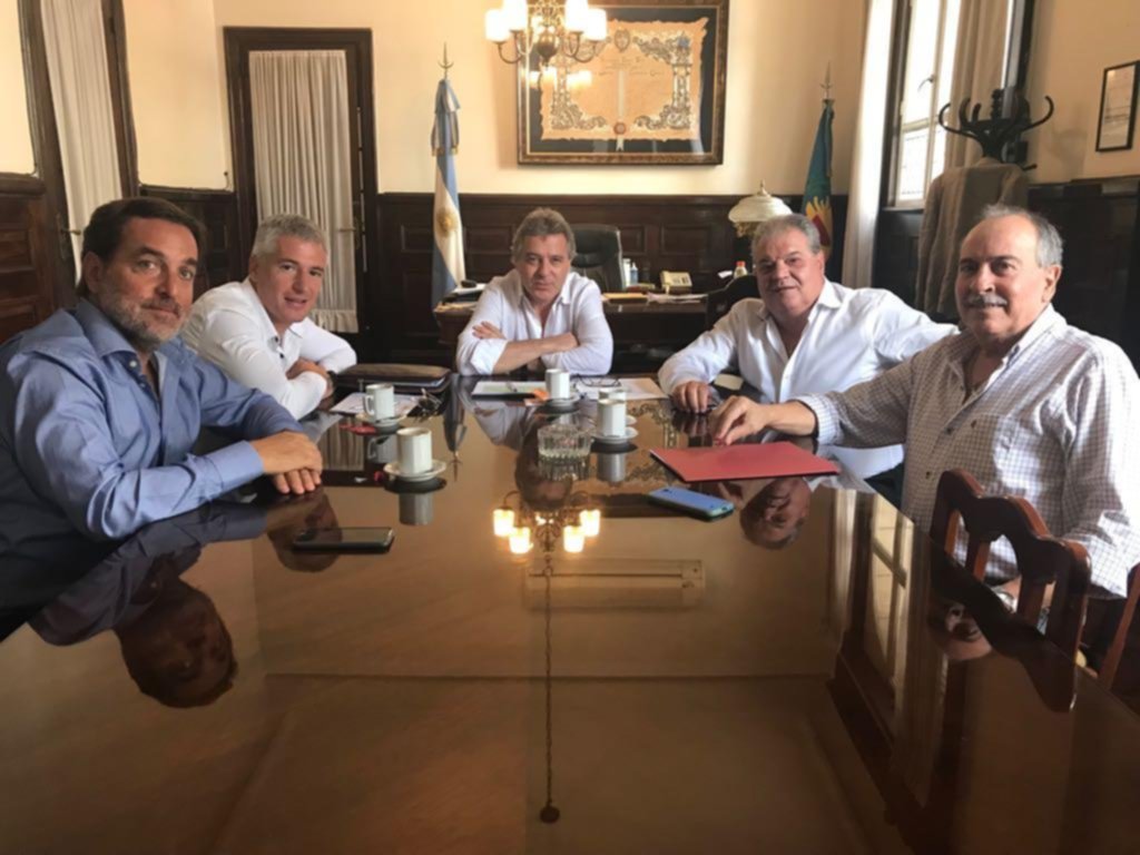 Los proveedores piden “solución urgente” a los atrasos en los pagos de la Provincia
