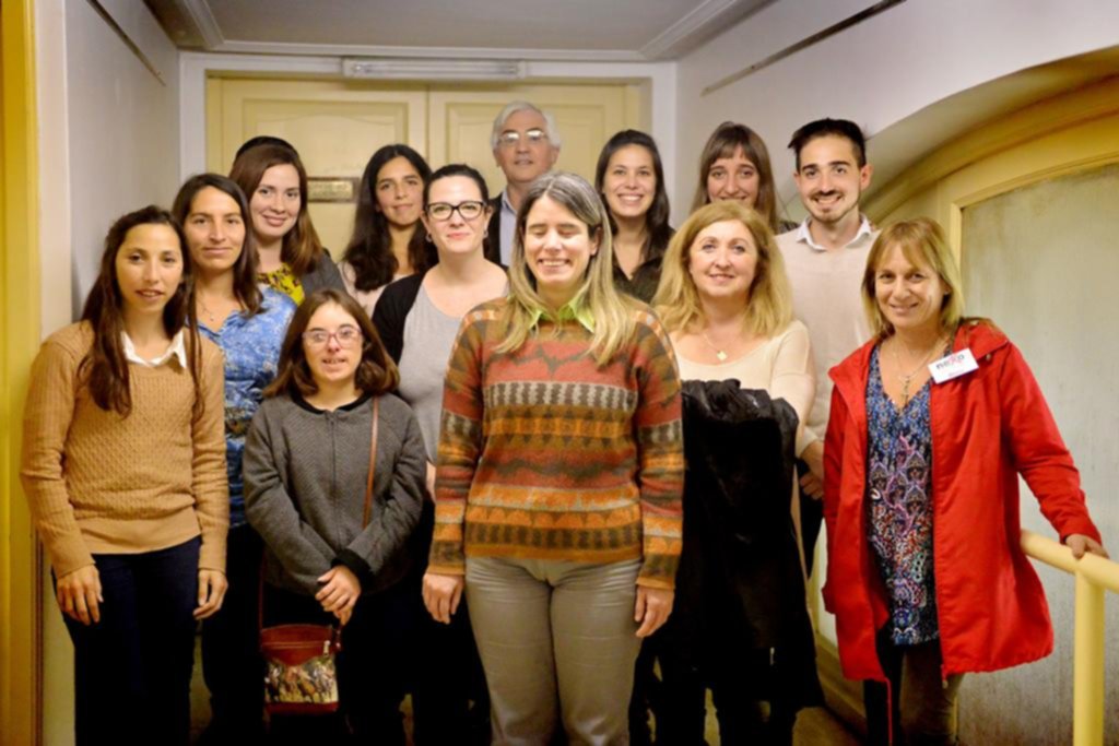 Avanza una presentación judicial por títulos que les dan a alumnos integrados