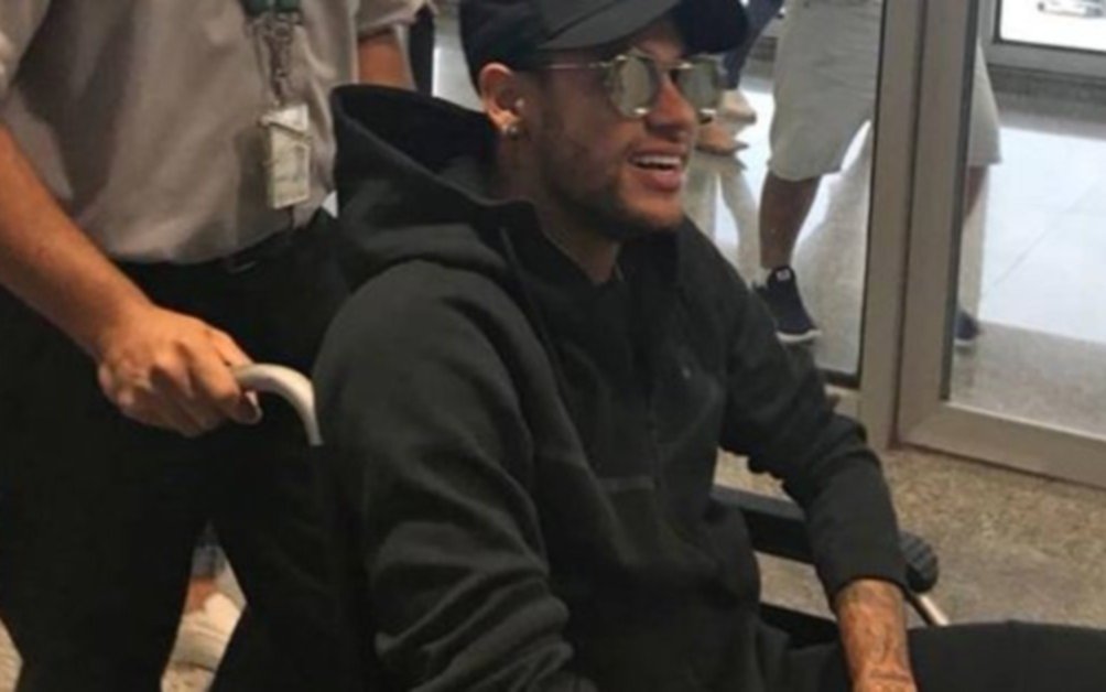 "En un 'mecesito' vuelvo" dice Neymar con el Mundial a la vista
