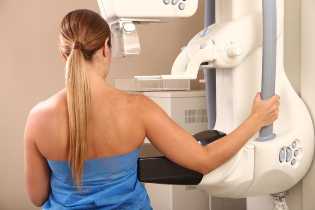 Presentan un sistema innovador para incentivar a las mujeres a realizarse mamografías