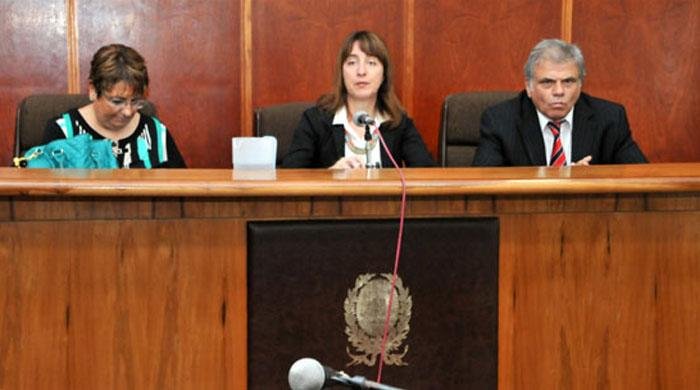 Juzgan al acusado de matar a golpes a su hijo discapacitado porque se orinó encima