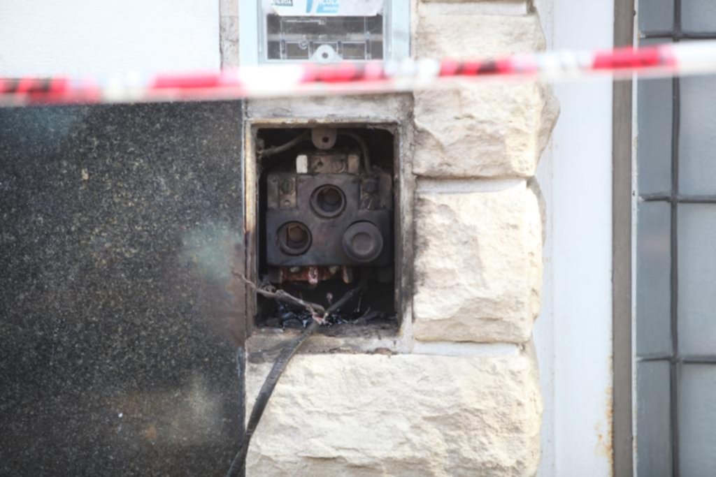 Operario sufrió quemaduras al intentar una conexión eléctrica