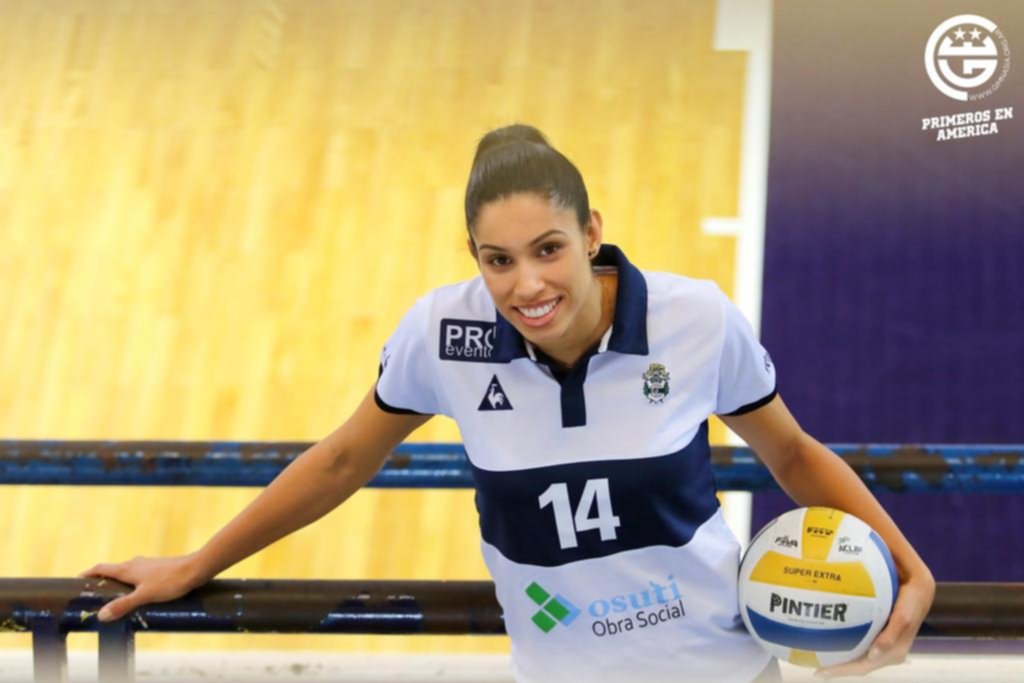 La brasileña Fernanda Melo no seguirá en las Lobas