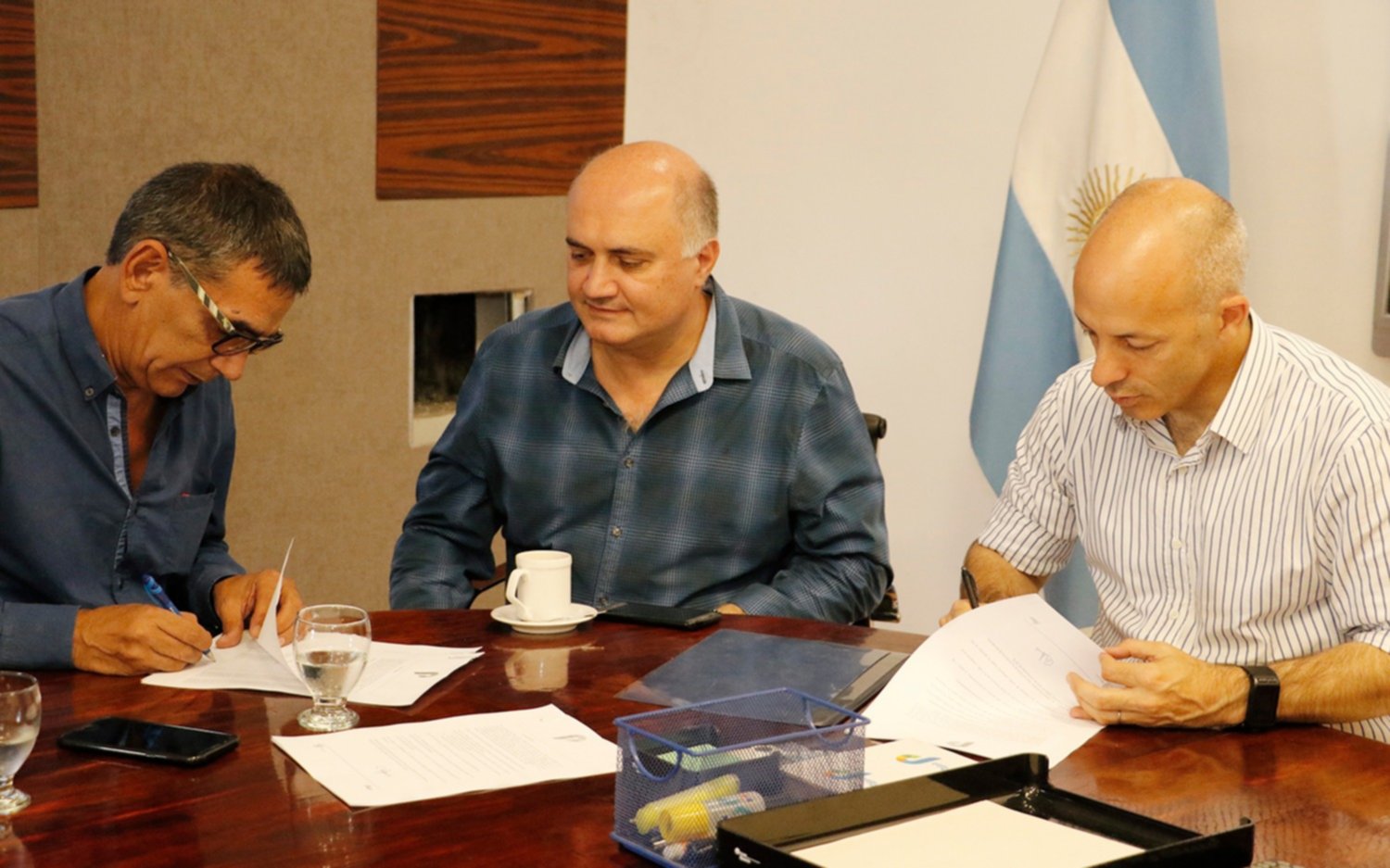 Ducoté firmó paritaria con Municipales