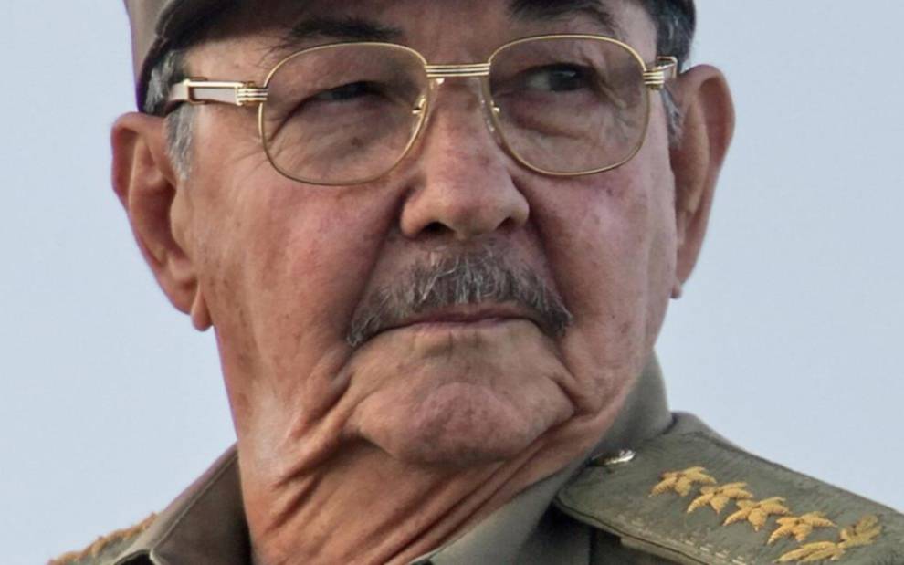 El Parlamento cubano eligió a Díaz-Canel como sucesor de Castro