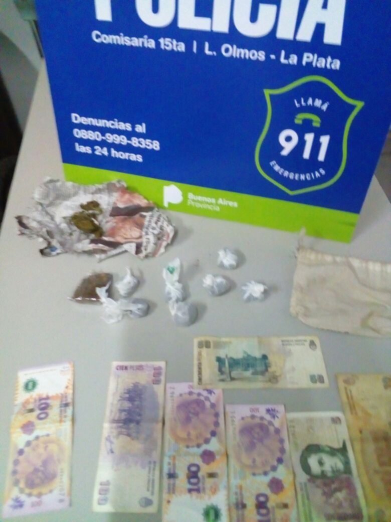 Lo detuvieron con una bolsa de estupefacientes en la entrepierna