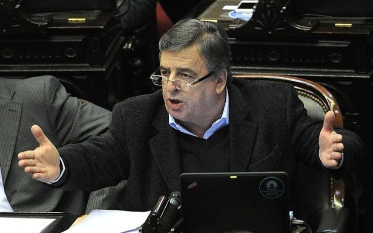 La UCR buscará morigerar el aumento en el gas en los meses de mayor consumo