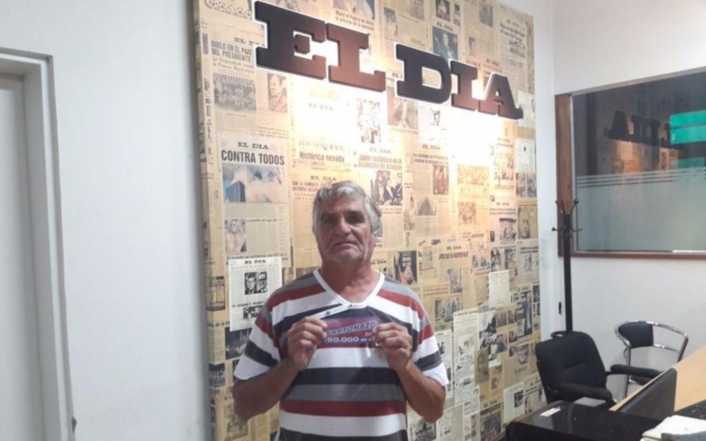 La alegría de José Antonio, el lector que reunió los 15 aciertos y ganó $150 mil del Cartonazo