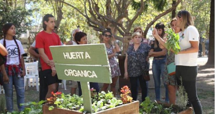 Vuelven los talleres de huerta a las plazas de Quilmes