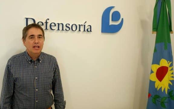 Defensor bonaerense reclamó que no se cobre impuestos en los servicios públicos 