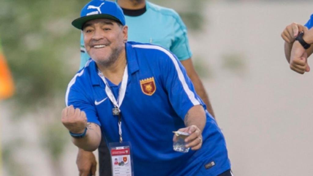 Maradona, a un paso del ascenso en los Emiratos