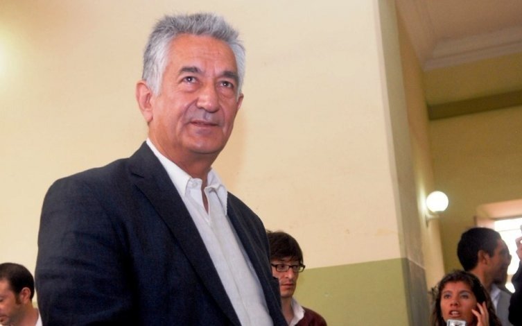 Rodríguez Saá anunció que en San Luis las escuelas tendrán televisores para ver el Mundial