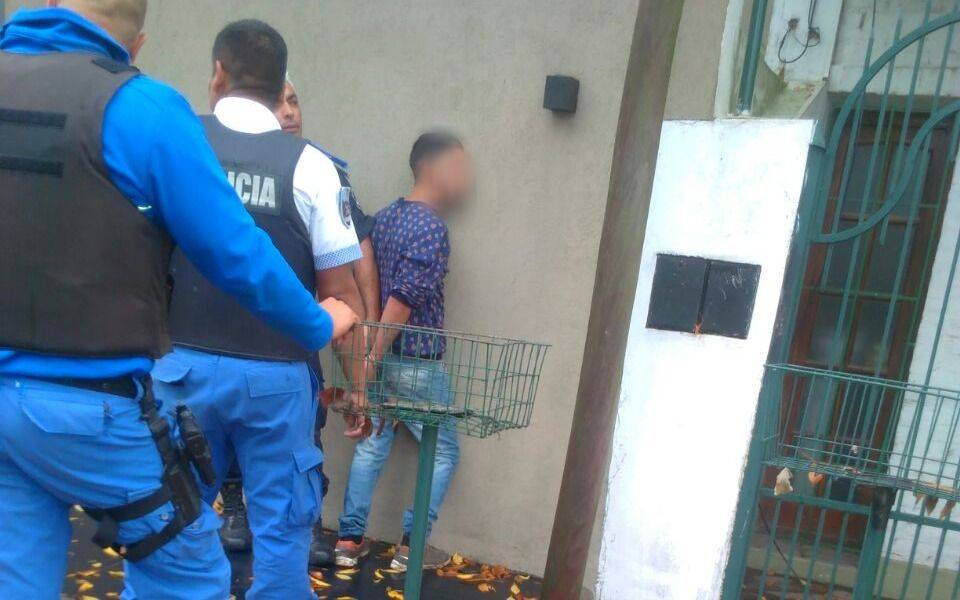 Gonnet: Robó un auto, escapó, pero lo capturaron a pocas cuadras