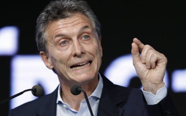 Macri viajará con Aranguren a Vaca Muerta para visitar las instalaciones de YPF