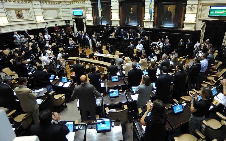 En la Legislatura, Cambiemos buscará quitar la presión impositiva en tarifas de luz y agua