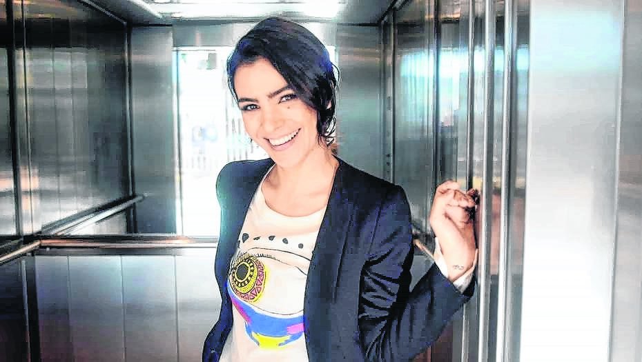 El sincericidio de Agustina Cherri: ¿le revisa el celu al novio?