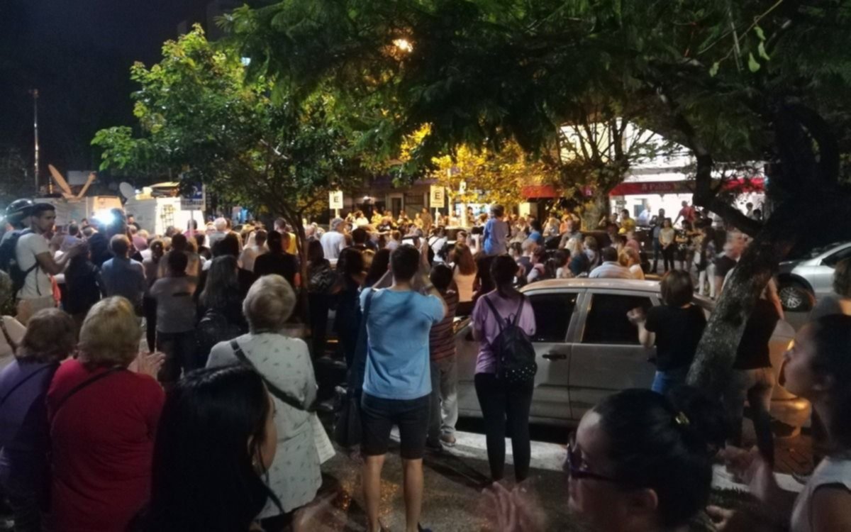 Vecinos de Tres de Febrero realizaron una marcha tras dos asesinatos