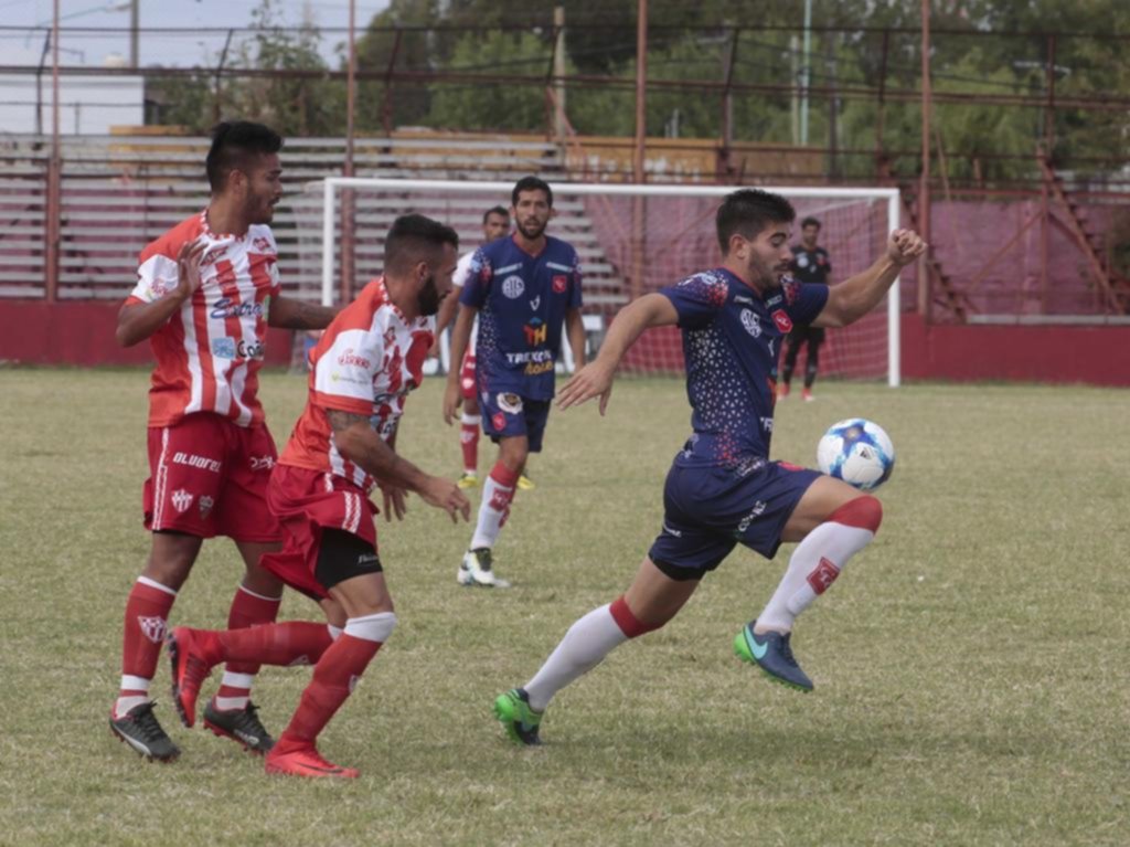 Cambaceres pone en juego su permanencia en la Primera C