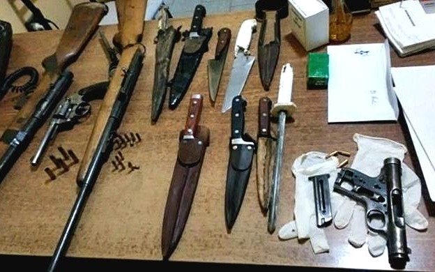 Se estaban por batir a duelo en la vía pública: presos