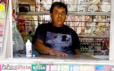 Sospechan que el canillita fue ejecutado con su propia arma