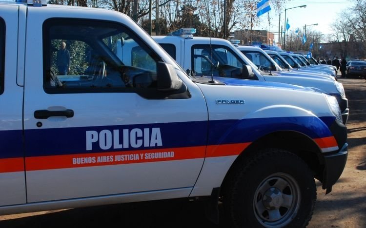 Robo y enfrentamiento con la policía