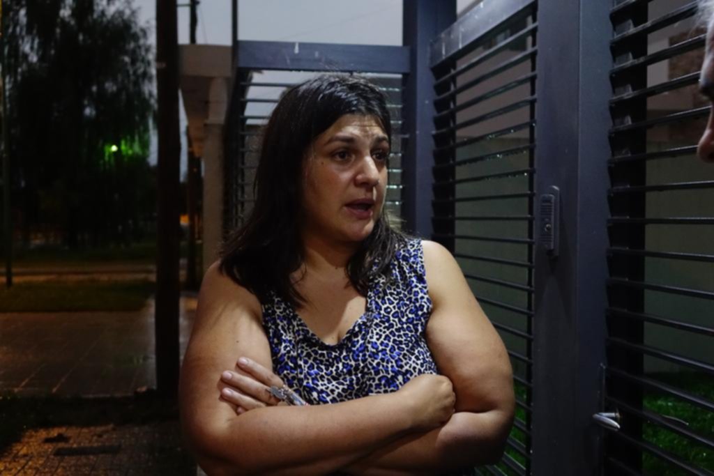 En pocas horas, una banda de ladrones hizo una “mudanza” en 3 casas de Gonnet