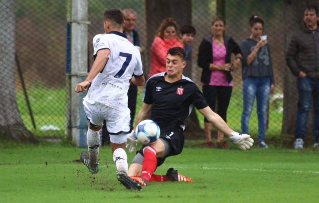 Solamente hubo fútbol en Abasto y Estudiantes fue un poco más