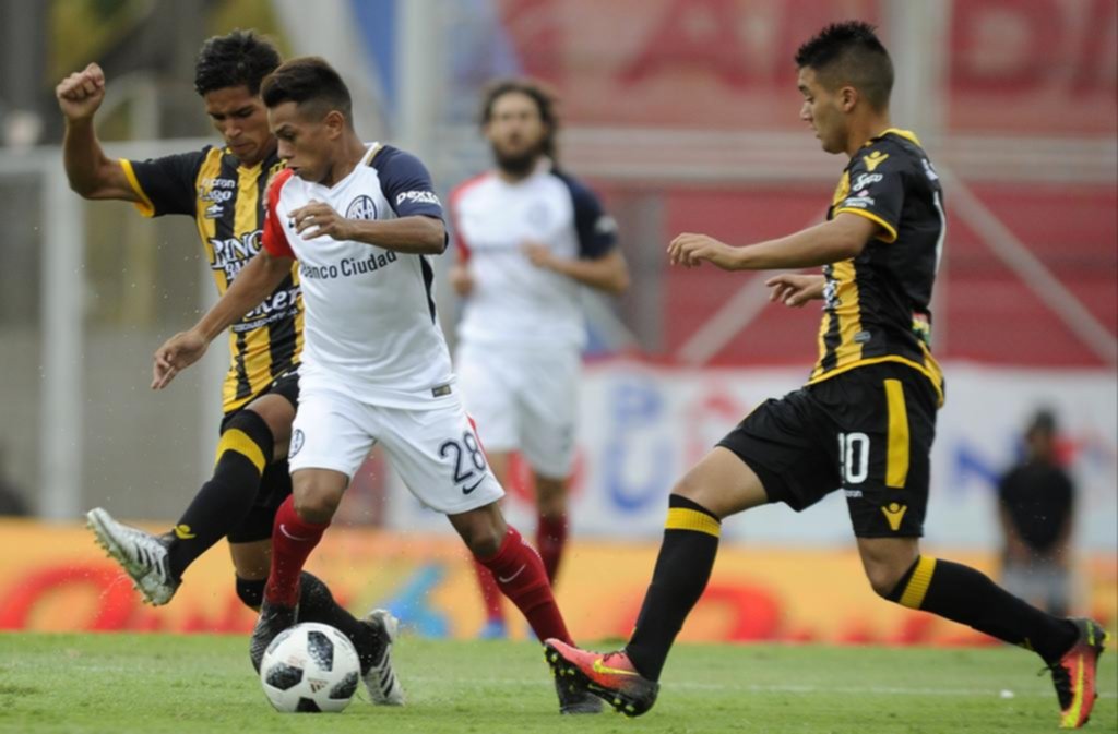 San Lorenzo y Racing tienen que ganar para soñar en grande