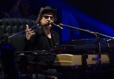 Esta noche toca Charly: el renacer de un genio musical que prepara disco y documental