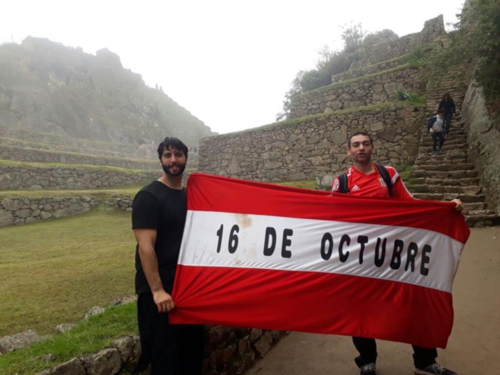El plantel ya está en Lima y entrenará en el lujoso predio que utiliza la Selección de Perú