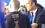 Barcelona: en medio de los festejos un insólito error en las camisetas