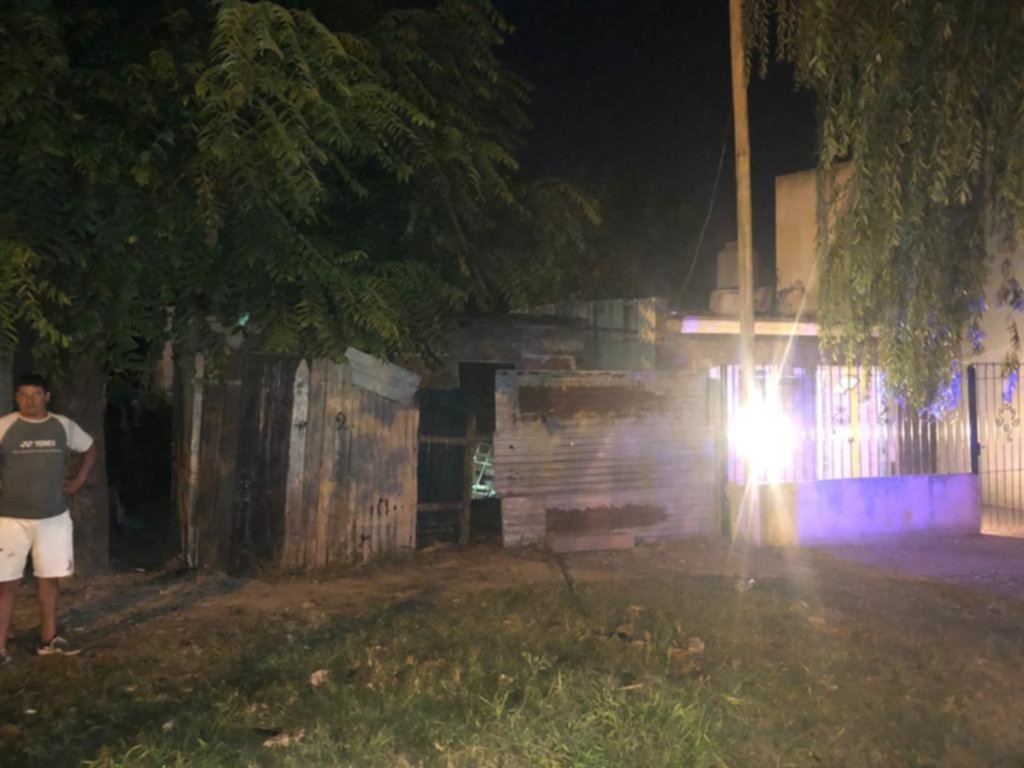 Los Hornos: conmoción por la muerte de un joven en un incendio