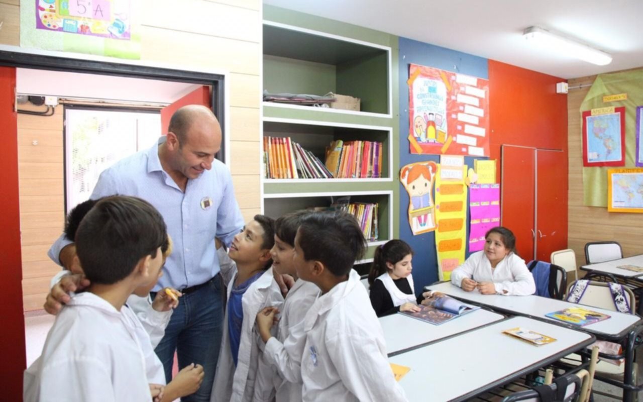 Reparación edilicia en la escuela primaria Nº 58 de Quilmes Oeste
