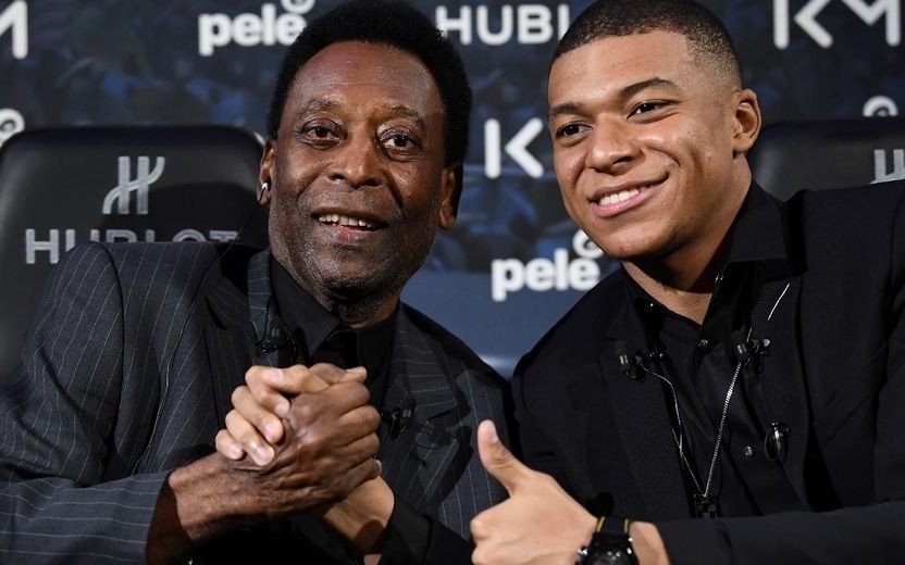 Pelé, internado de urgencia en París