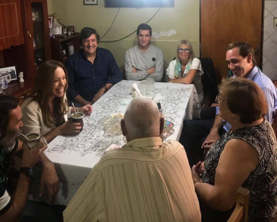 Vidal y Garro visitaron a vecinos que sufrieron la inundación de 2013
