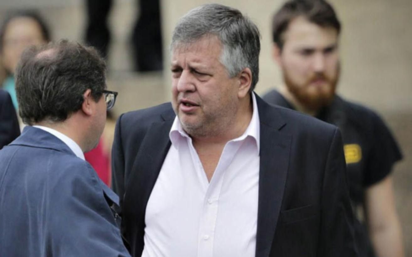 Ramos Padilla citó a declarar al ex de la esposa de Carlos Stornelli