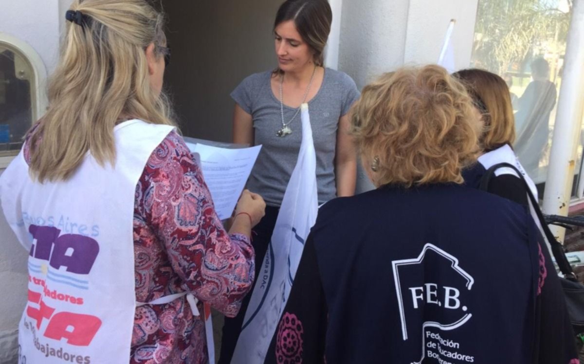 Docentes denuncian descuentos que le realizaron a quienes no adhirieron a paros