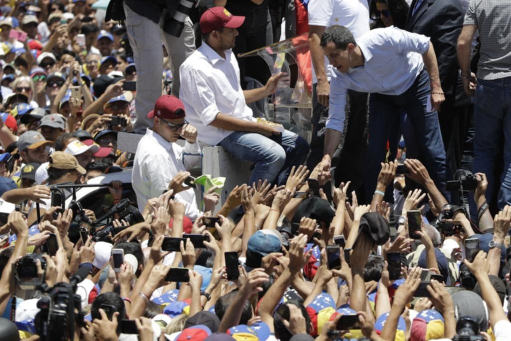 Guaidó lanzó la “fase final” de la resistencia contra Maduro