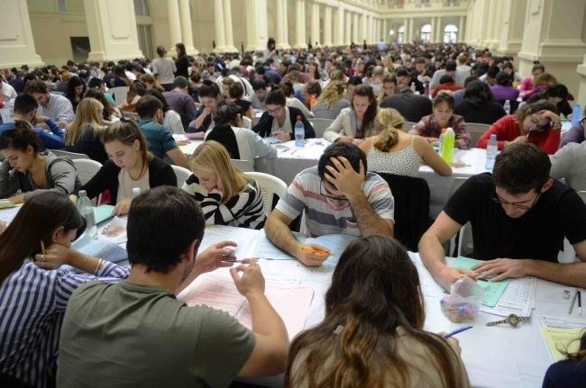 La atención primaria de la salud no atrae a los médicos recién recibidos