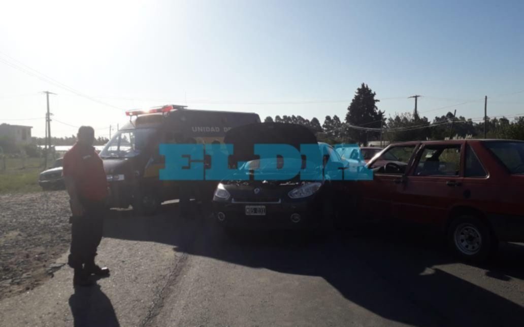 Tres accidentes movilizaron a bomberos voluntarios de El Peligro