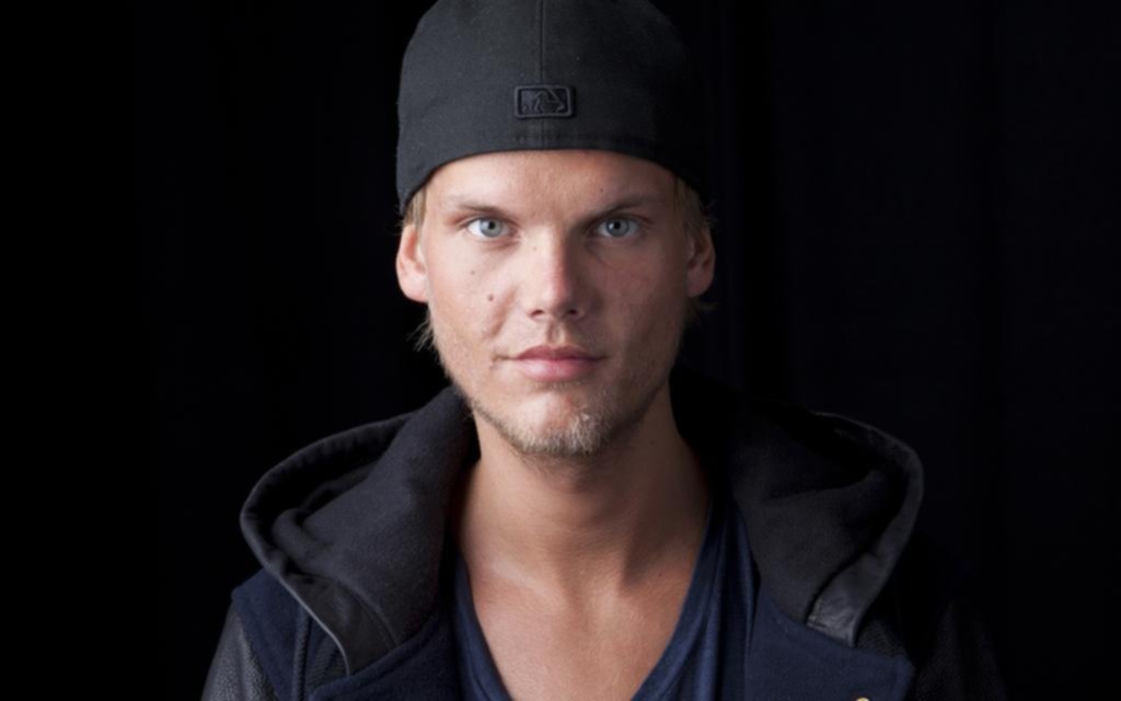 Lanzan el primer sencillo del disco póstumo de Avicii
