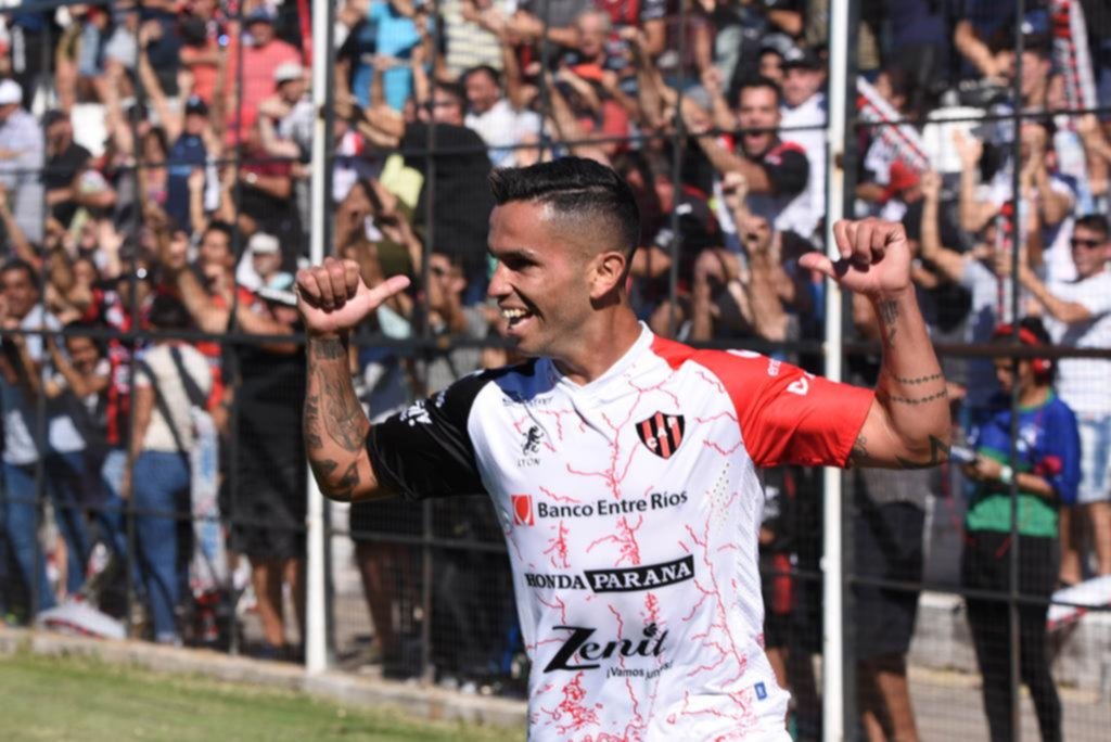 Patronato se quedó en Primera con un trabajoso triunfo de 2-1 como local de Argentinos