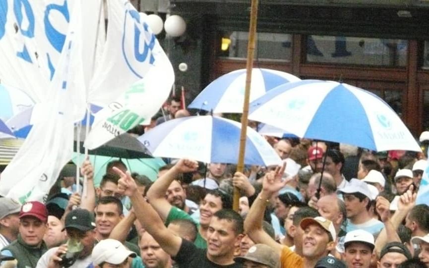 Docentes privados de la Ciudad denuncian incumplimientos y advierten con protestas