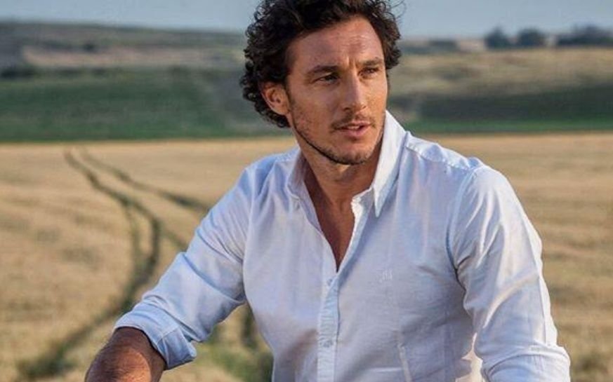 ¡Infraganti! Pico Mónaco fue fotografiado con una modelo, ¿está de novio?