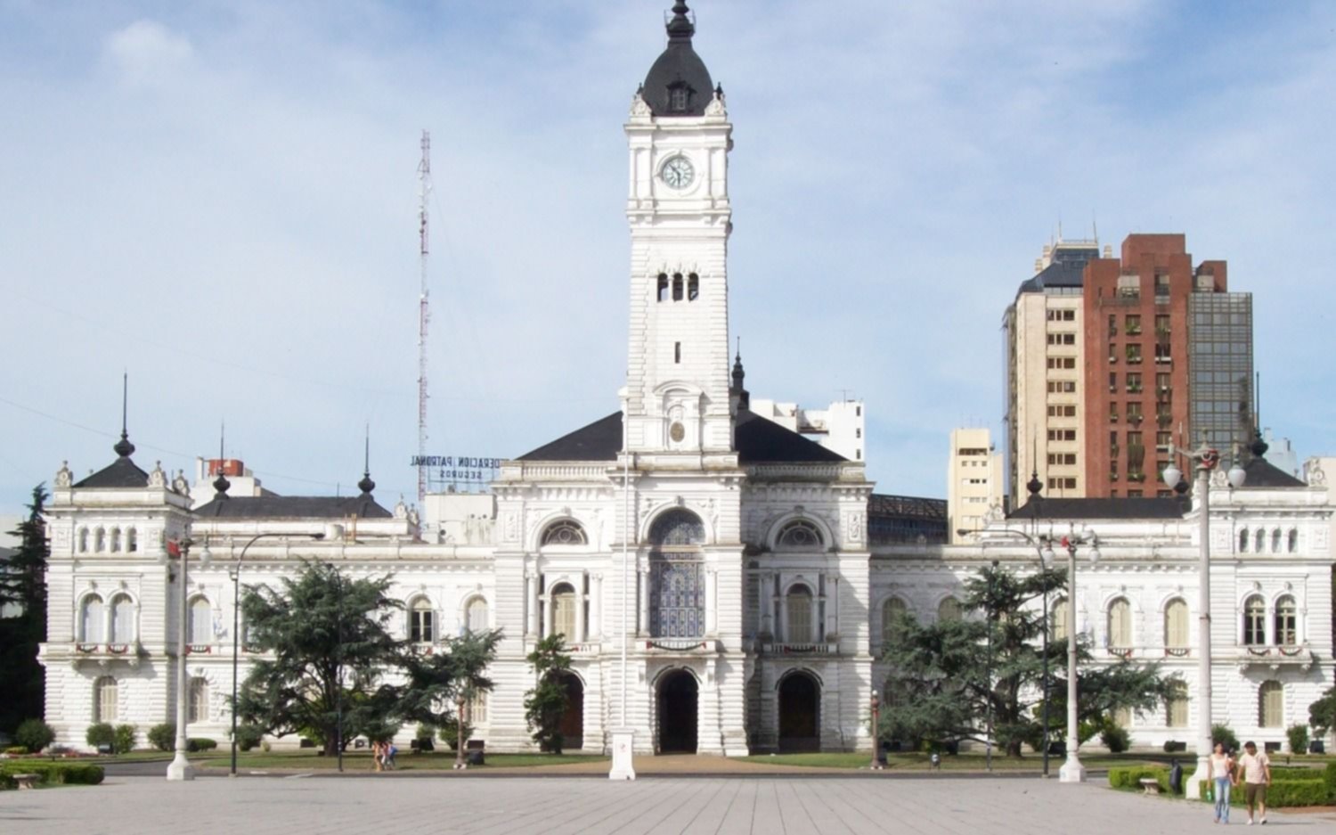 Municipales acordaron aumento total del 30% entre este año y la recomposición de 2018