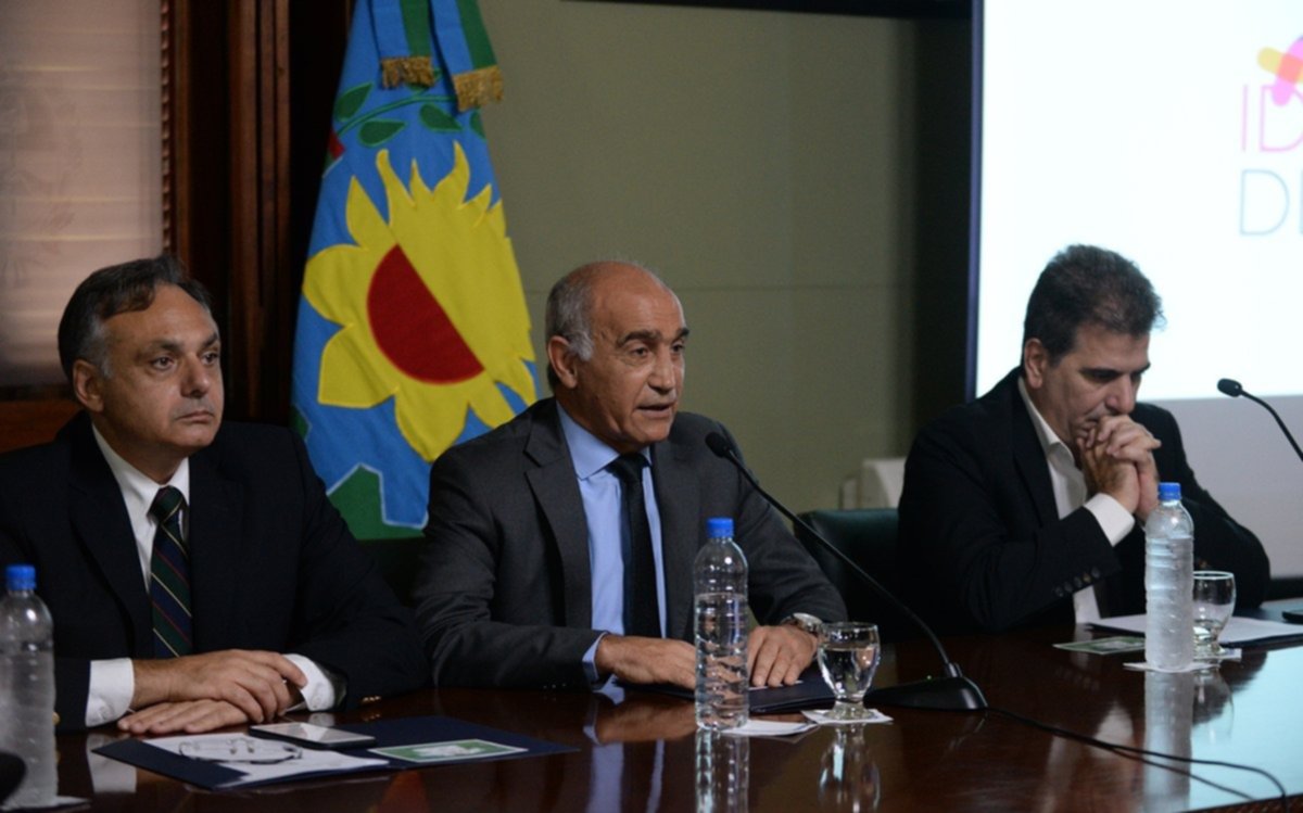 Daniel Salvador: "No hay ninguna posibilidad de que se rompa Cambiemos"