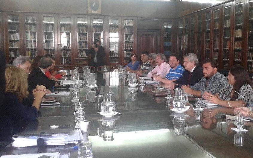 Los judiciales bonaerenses paran mañana en reclamo de paritarias